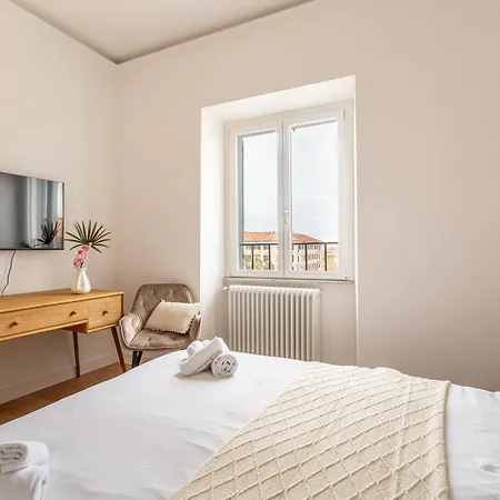 Apartman Iflat Dream, New Cozy & Chic *